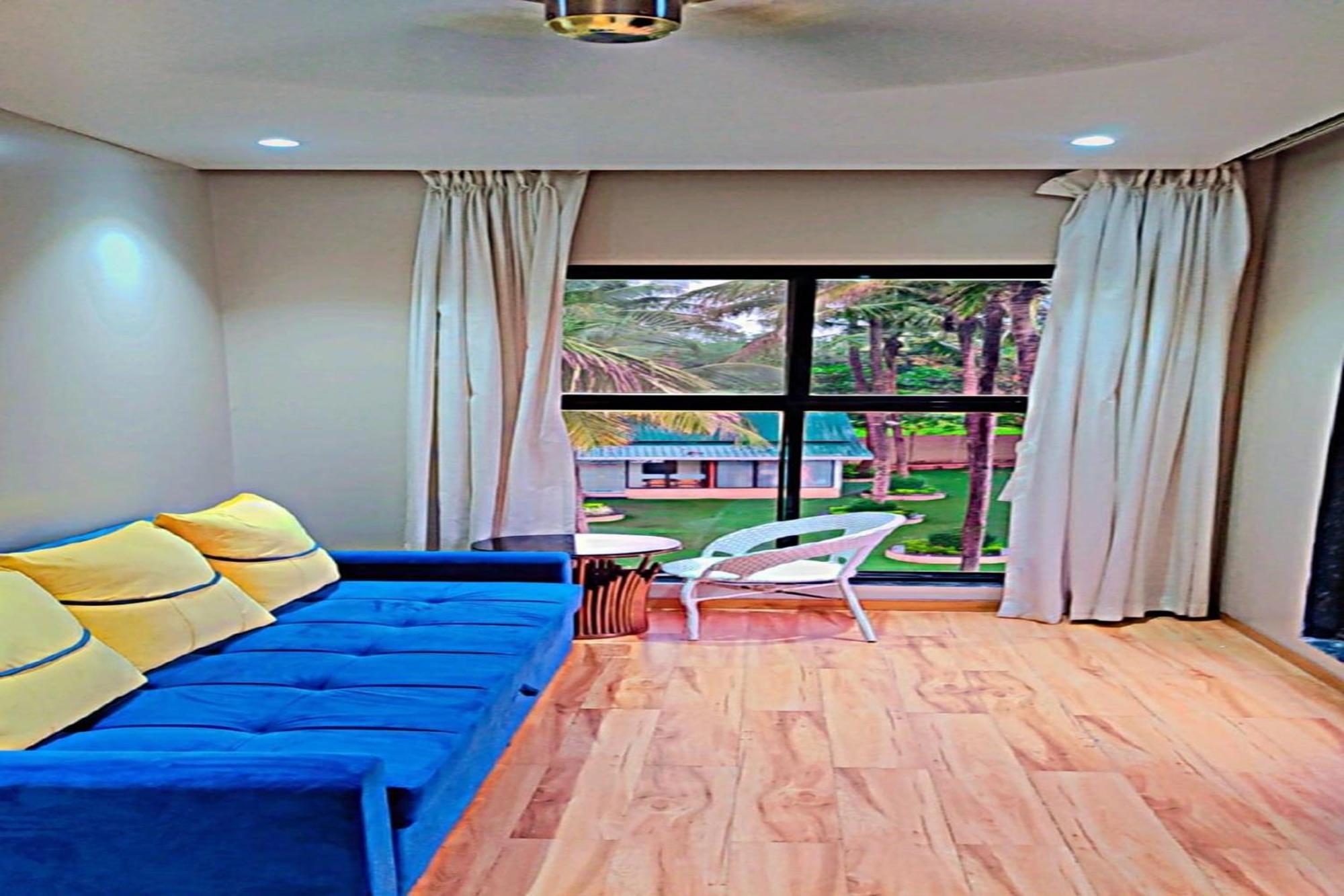 Paramount Riverfront Resort & Spa, カルジャット エクステリア 写真